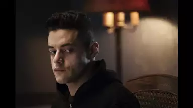 Mr Robot ミスター ロボット シーズン2 第10話 隠しプロセス 海外ドラマ 16年 の動画視聴 あらすじ U Next Mr Robot ミスター ロボット シーズン2 第10話 隠しプロセス 海外ドラマ 16年 の動画視聴 あらすじ U Next