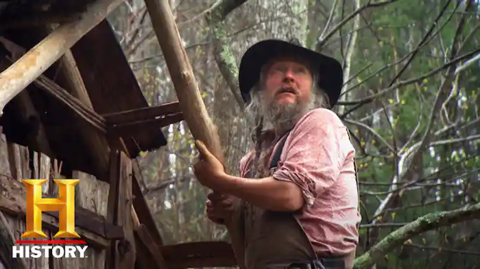 嵐到来！屋根の大改造