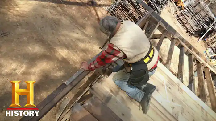 吹雪の中の食料調達