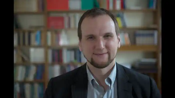 植木鉢の上のアホウドリ