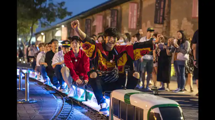 壁画を探してお小遣いゲット?