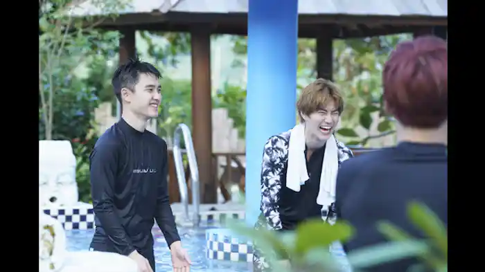 人生初のサーフィンで悪戦苦闘