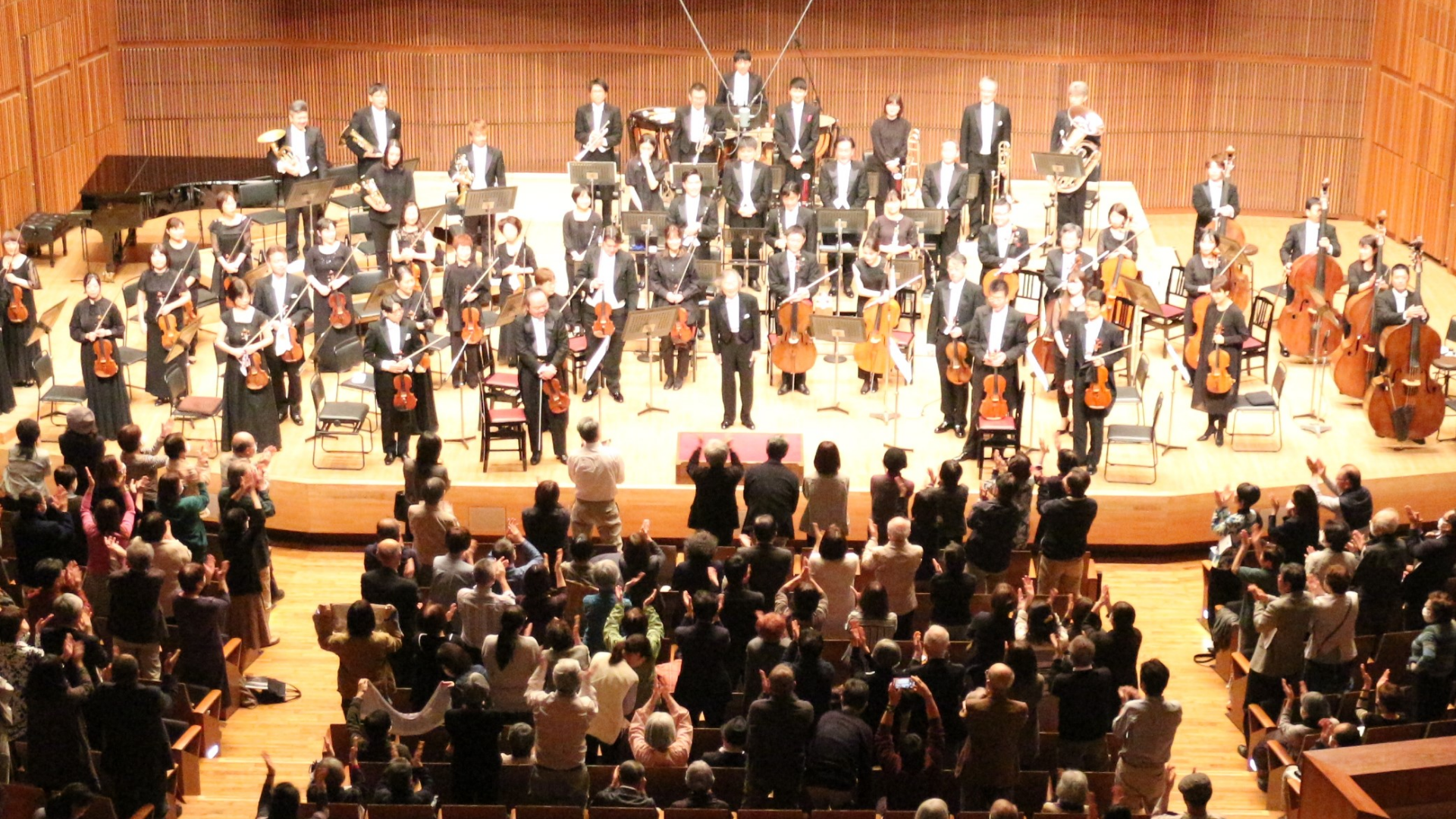 炎のコバケン39年ぶりの山響定期！ コダーイ：ガランタ舞曲　 ドヴォルザーク：交響曲 第8番のサムネイル画像