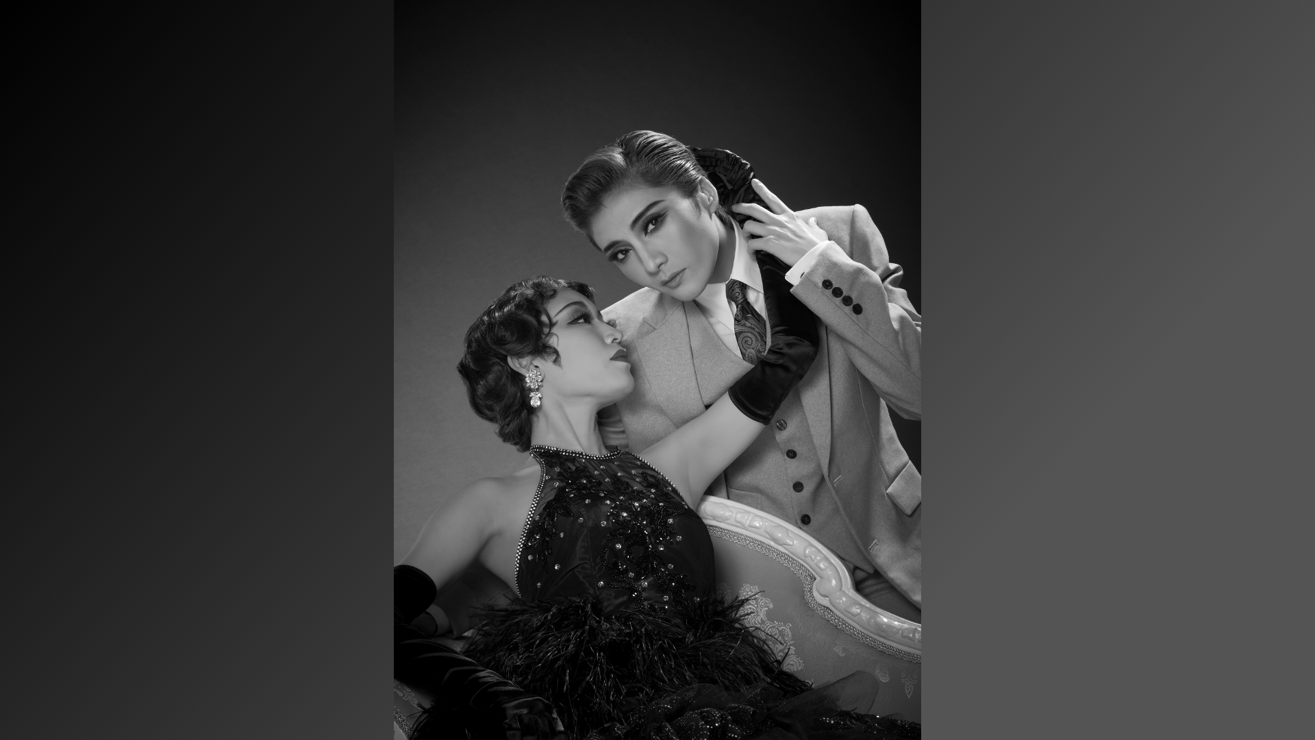 宝塚歌劇 月組 全国ツアー 市川市文化会館公演『琥珀色の雨にぬれて』『Grande TAKARAZUKA 110!』のサムネイル画像