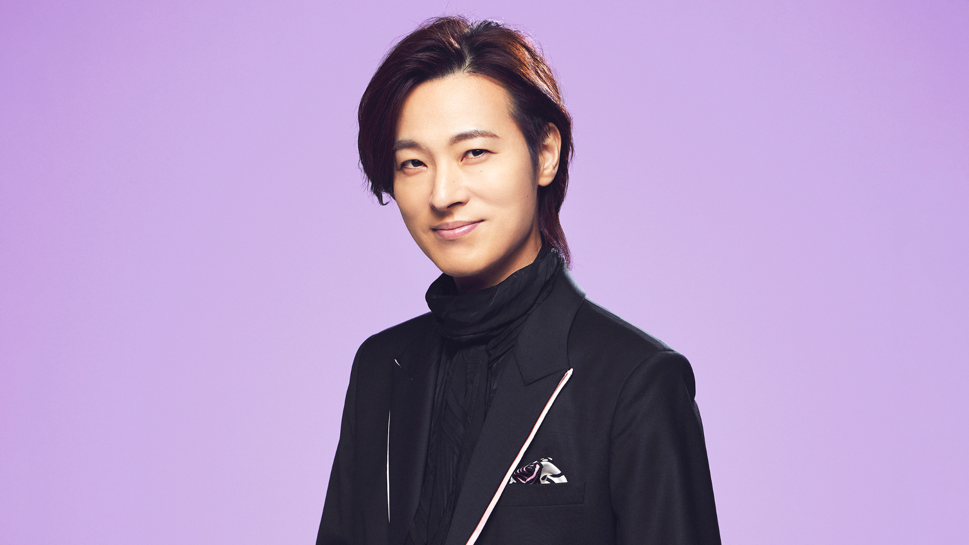 山内惠介　コンサートツアー2024～舞い上がれ紅の蝶～のサムネイル画像