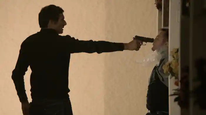 生きるための決断