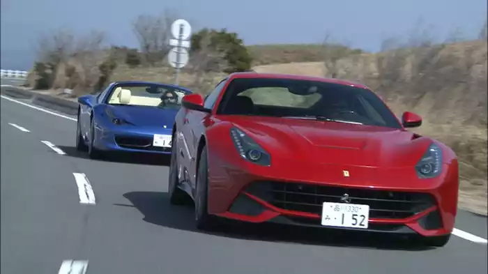 究極のFRフェラーリ登場 458スパイダーも初試乗