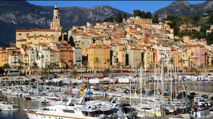 ニース花カーニバル(フランス)