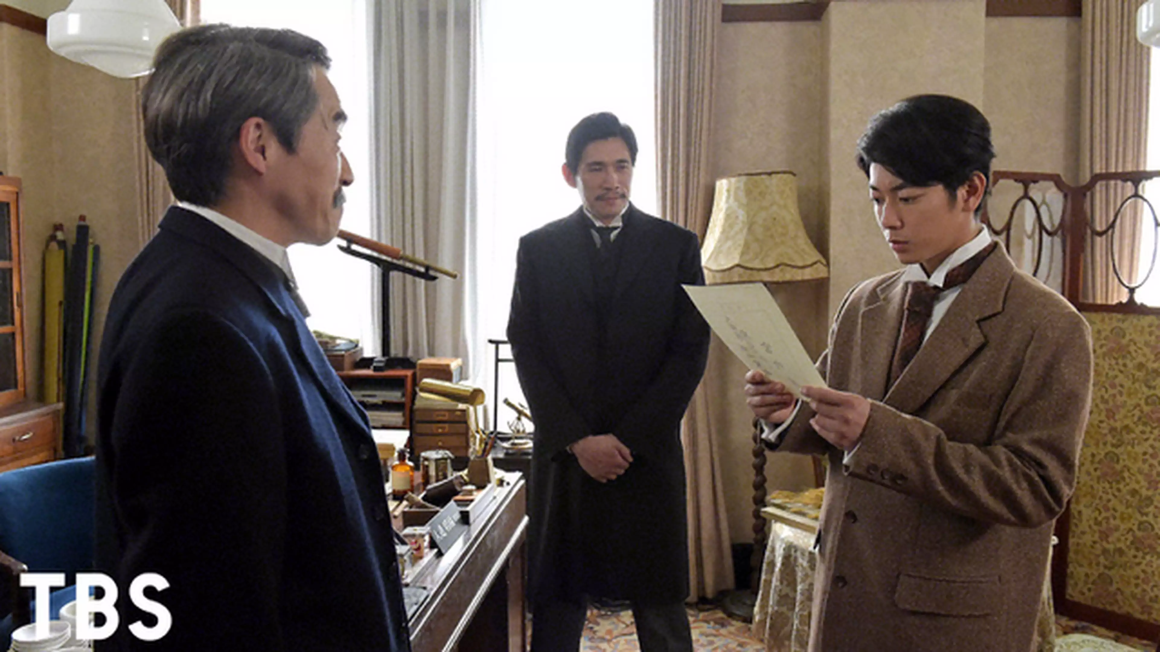 天皇の料理番 Episode9 皇居編 ザリガニと御即位の御大礼 国内ドラマ 15年 の動画視聴 あらすじ U Next