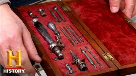 19世紀の医療器具セット