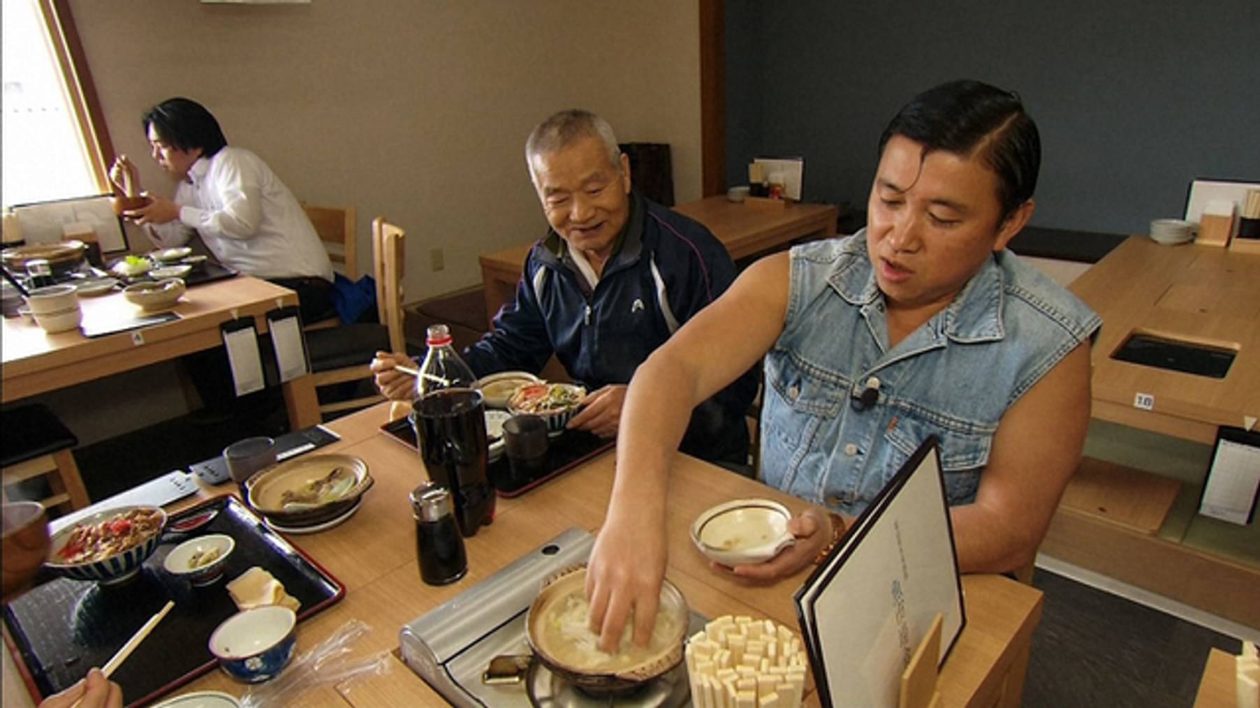 相席食堂 第39話 ミスター相席食堂 の誕生 蛭子能収が淡路島で規格外の相席旅 バラエティ の動画視聴 U Next 31日間無料トライアル