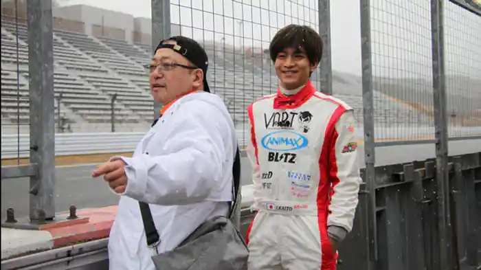 難関に挑むメンバー!サーキットを激走するVART号!!