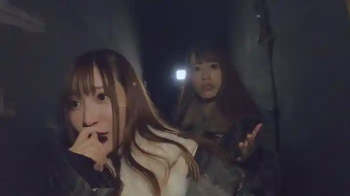 ゲスト希島あいり　B級お化け屋敷？ガマ洞窟を探検