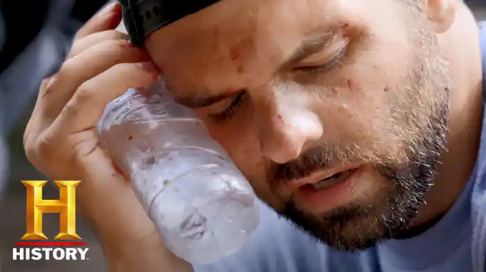 VS 巨大ムカデ/4m超えニシキヘビ