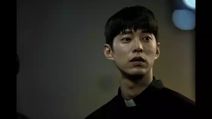８年
