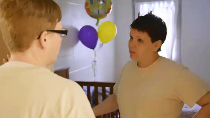 空いた席の取り合い