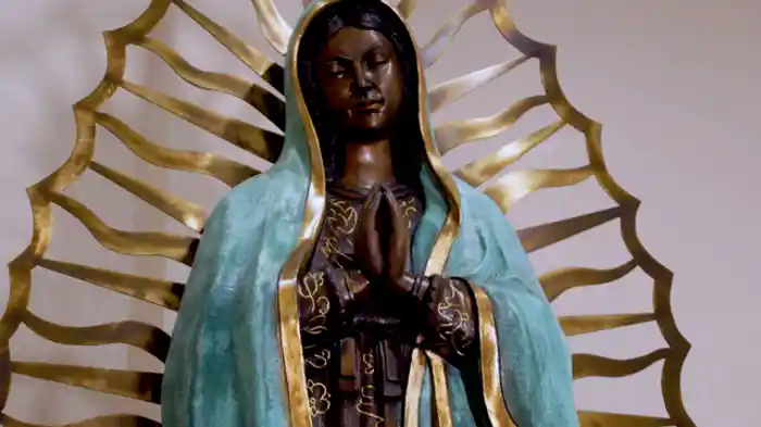 涙のマリア像と山奥の宇宙人