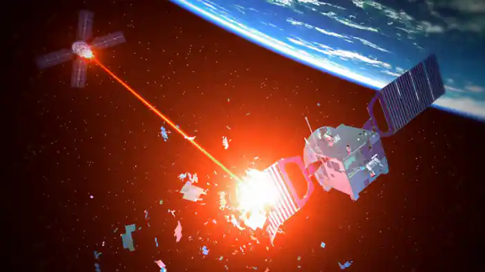 謎の飛行体と不気味な深海魚