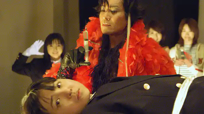 美しいものが勝つ!〜銭形雷VS黒いバラ