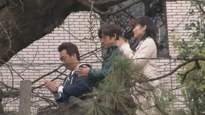 北参道の入り口で土下座入店