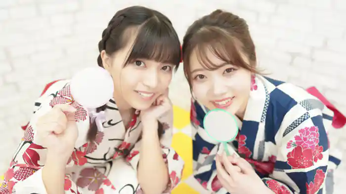 根尾あかり×二葉エマ　スタジオトーク・金魚すくい対決