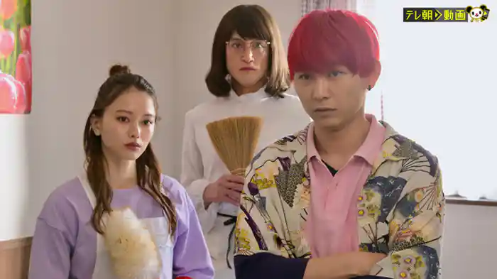 高齢者と若者が住む金色の郷の秘密!?