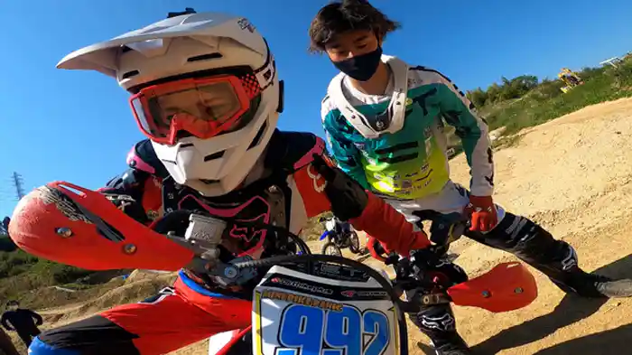 日本最大のオフロードの聖地へ。決めろアクセルターン!!