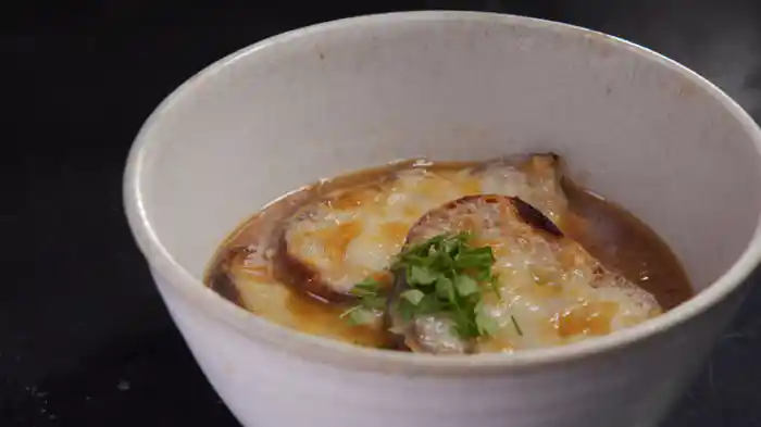 「オニオングラタンスープ」