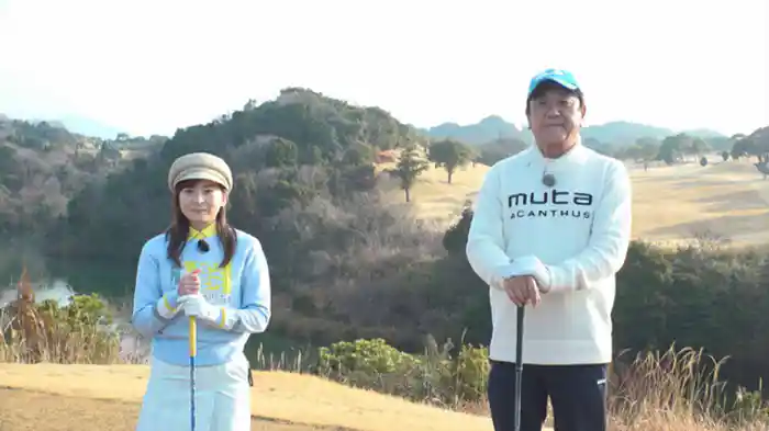 4ホールストロークプレー対決！女子プロと真剣勝負！