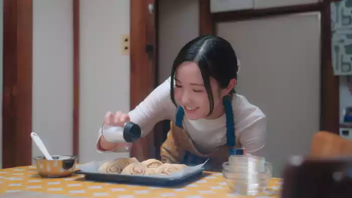 「真夜中のシナモンロール」