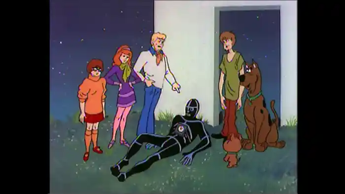 ローラーディスコのネオン仮面