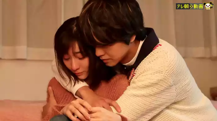 泣かないで…涙のバックハグ
