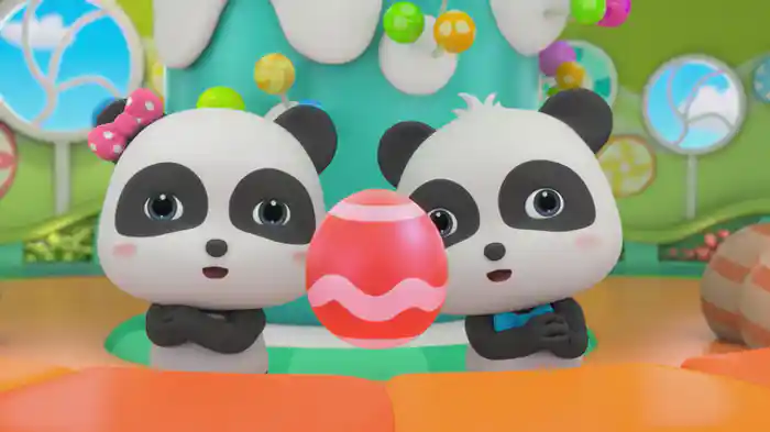 カラフルたまごが　まわるよ