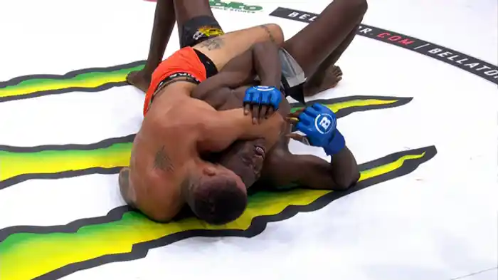 ブナマ・カマハ VS. ニコロ・ソッリ