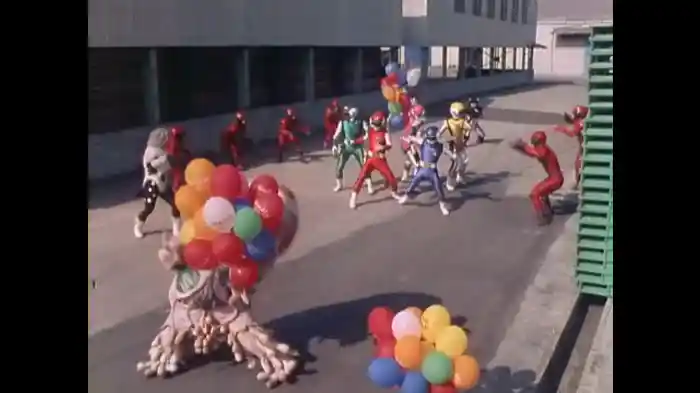 「風船よ武器になれ」