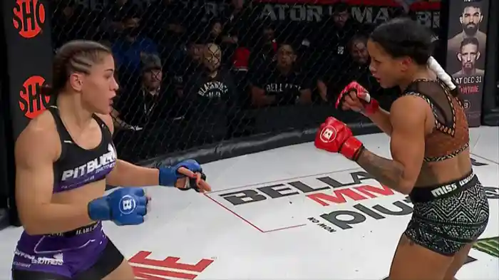 イララ・ジョアニ VS. デニス・キーホルツ