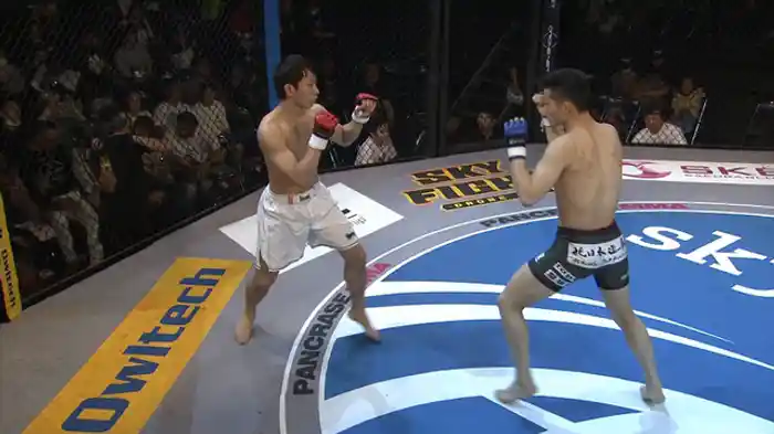 山本敦章 VS. 上野惇平