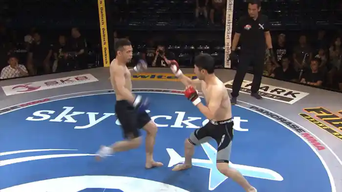 田代悠生 VS. 藤井徹