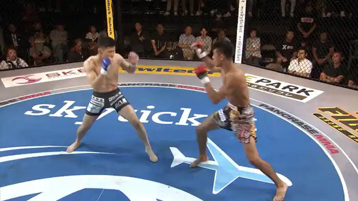 平岡将英 VS. 上野惇平