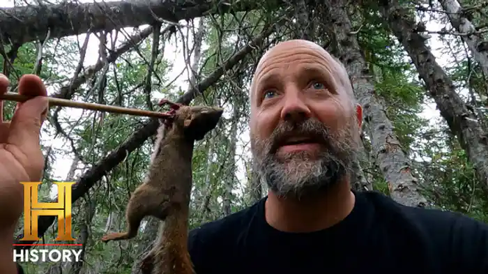 猛獣とのサバイバル開始!