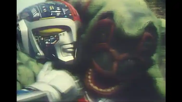 「夢みるモンスター!十字砲火の恋人たち」