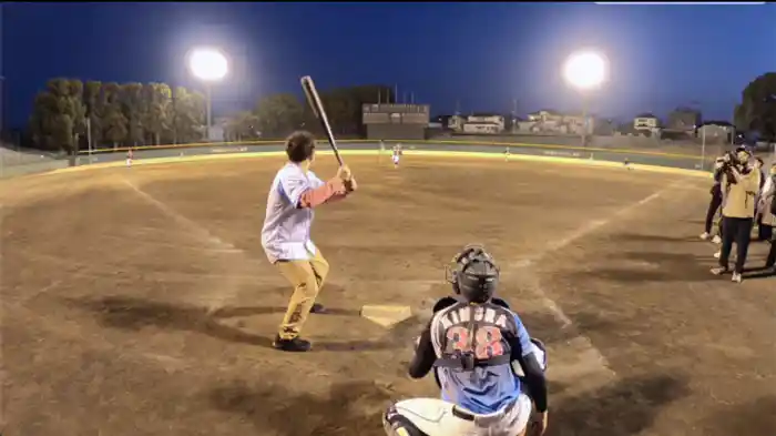 「女子野球」ＰＲ！確信で振れ！