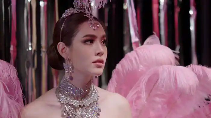 捜査の夜は明けて