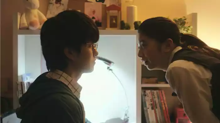 真実は眼鏡を選バズ
