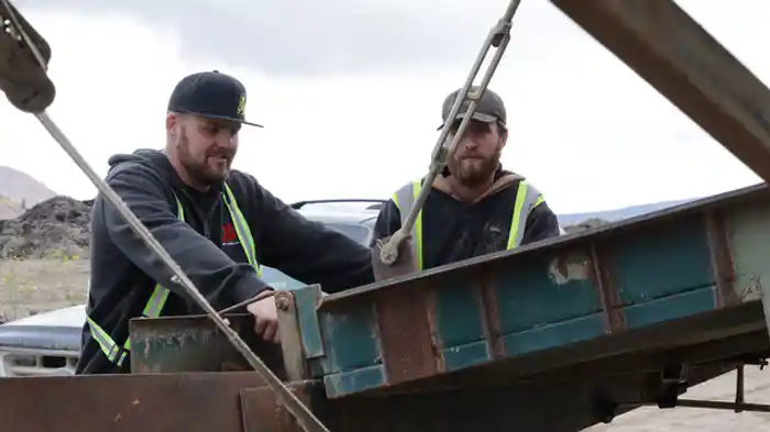 アラスカへの帰還