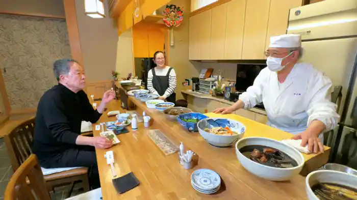 愛知県豊橋市で名割烹の美食と銘酒を堪能