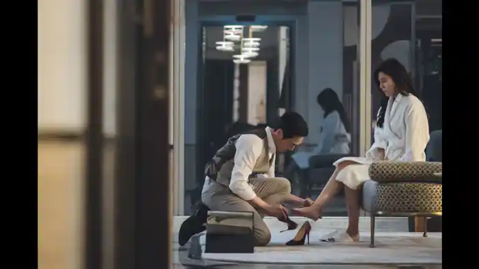 折れたハイヒール