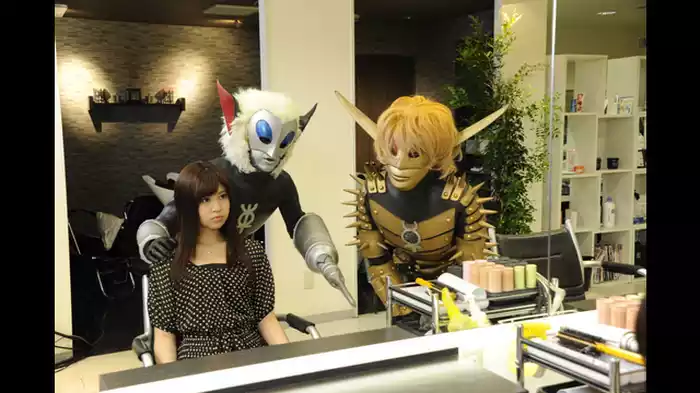 「ヘアサロン･マグマ&ババルウ」「怪獣マッサージ」「OLのウワサ話」「怪獣English」「怪獣漫才」「怪獣ことわざ」