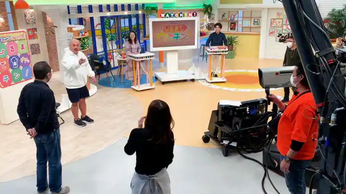 スタジオからのお天気コーナーで超ユーティリティ芸人の本領発揮