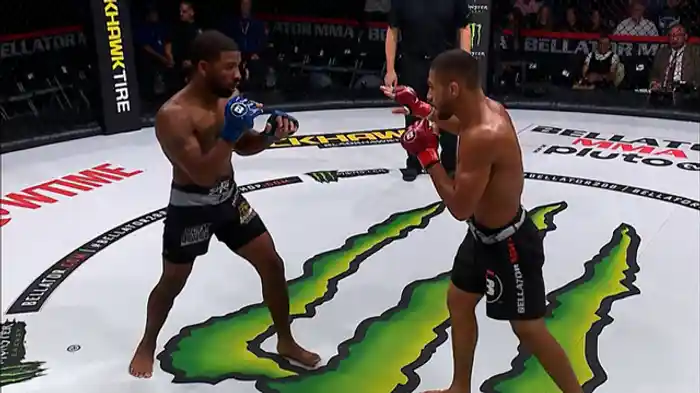 マルシレイ・アウベス・ダ・シウバ VS. ジェレル・ホッジ